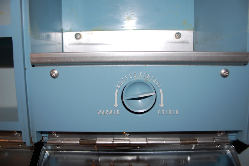 Illustration for article titled Houselopnik, vintage appliance edition.